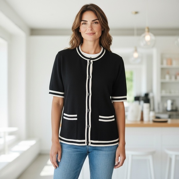 Dylani Sweaters - Delano Knitwear Black/ Cream Trimming Short Sleeve Sweater Size XS